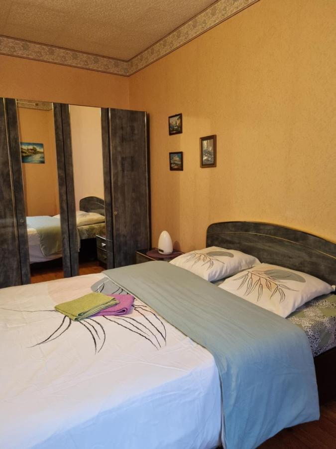 Gordana Hotel Reims Exterior photo